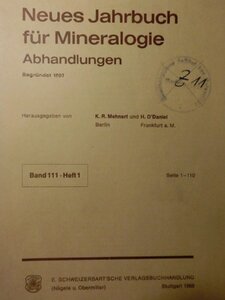 Farbgebende Spurenelemente in natürlichen Korunden