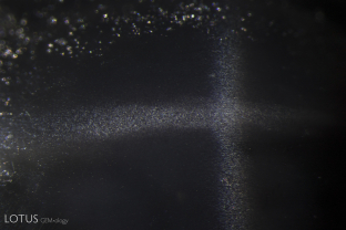 In addition to having six-rayed stars, spinels like this one can also display four-rayed stars if the base is parallel to a cube face.
